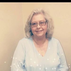 Meet your Posher, Maxine